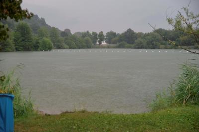 Flucht vor der Polizei endet toedlich am Badesee in Lorch-Waldhausen